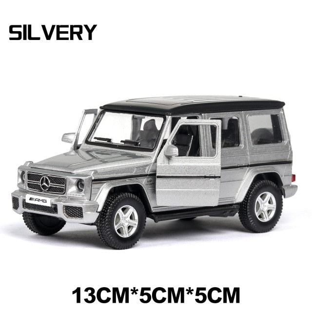 1:36 Lands Rover Range Rover Metal Toy Car