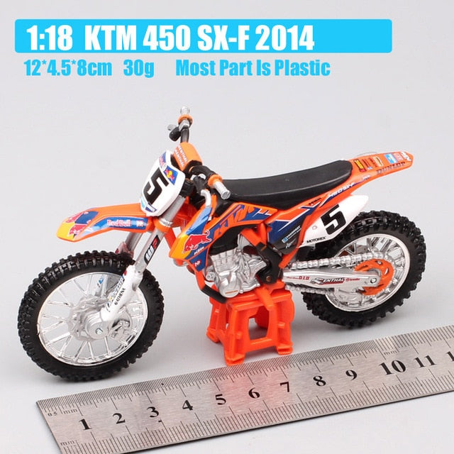 1:18 Scale Racing Motorcycle