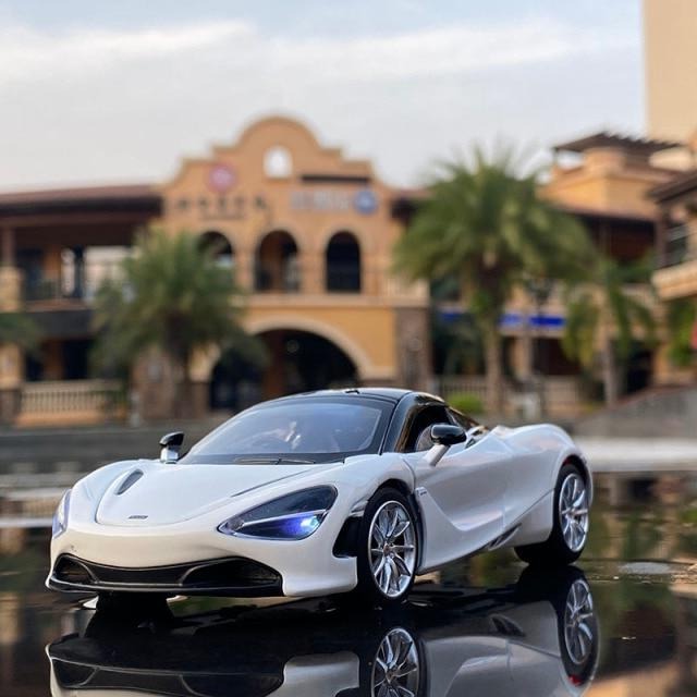 1:32 Car Model McLaren 720S Alloy Sports Car Limited Edition Metal Car Model Children's Toy Car Toy Gift For Kids Free Shipping
