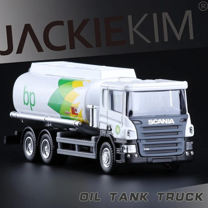 1:64 Oil Tank Truck