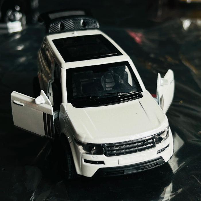 Simulation alloy off-road car model with door opening, children's toy car, boys' cake decoration