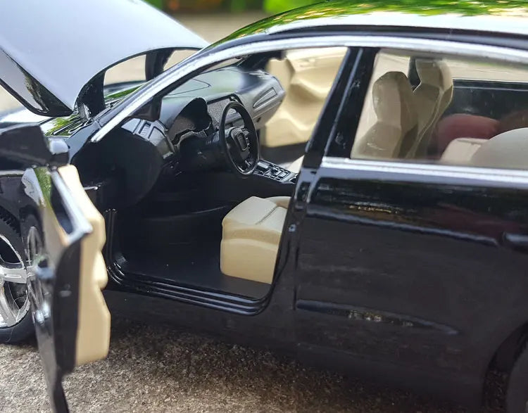 1/32 Audi Q5 SUV
