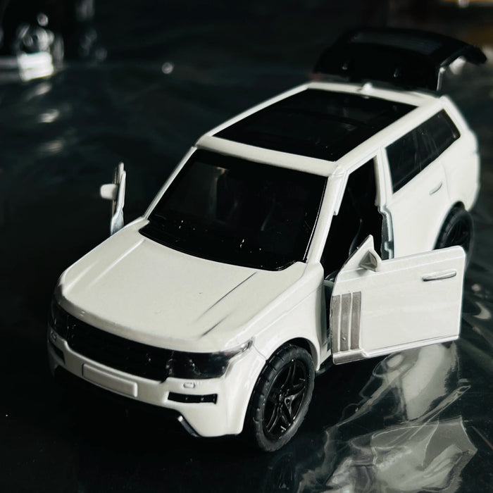 Simulation alloy off-road car model with door opening, children's toy car, boys' cake decoration