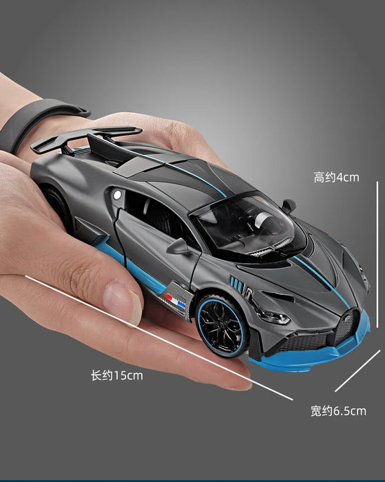 1:32 Alloy Bugatti DIVO Super Sports Car Model Toy Die Cast Pull Back Sound Light Toys Vehicle For Children Kids Gift