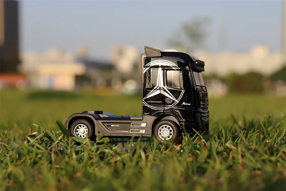 1/50 Alloy Diecast Scale Trucks Toy Car Models Removable Engineering Transport Container Metal Toy Truck Pull Back Toys for Boys