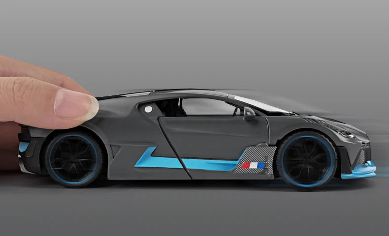 1:32 Alloy Bugatti DIVO Super Sports Car Model Toy Die Cast Pull Back Sound Light Toys Vehicle For Children Kids Gift