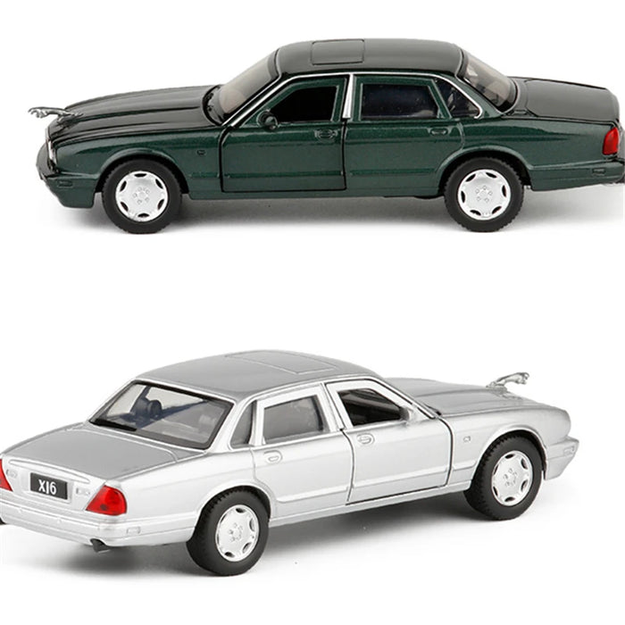 1:36 Jaguar XJ6 Alloy Car Model Diecast Metal Toy Classic Vehicles Car Model High Simulation Collection Pull Back Childrens Gift