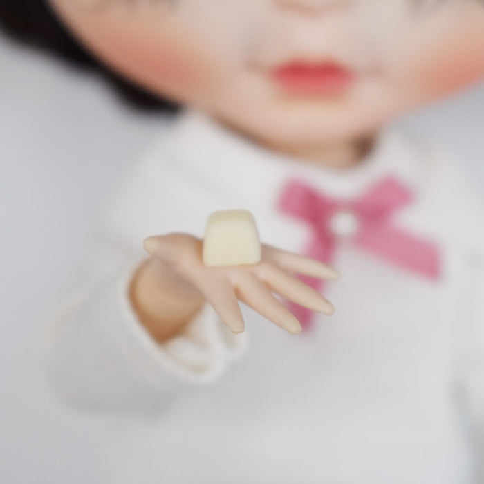 Mini Guylian Chocolate Miniature 1Set Kitchen Food Toy 1/6 Dollhouse Model Play for Blyth Barbie's House Doll Accessories