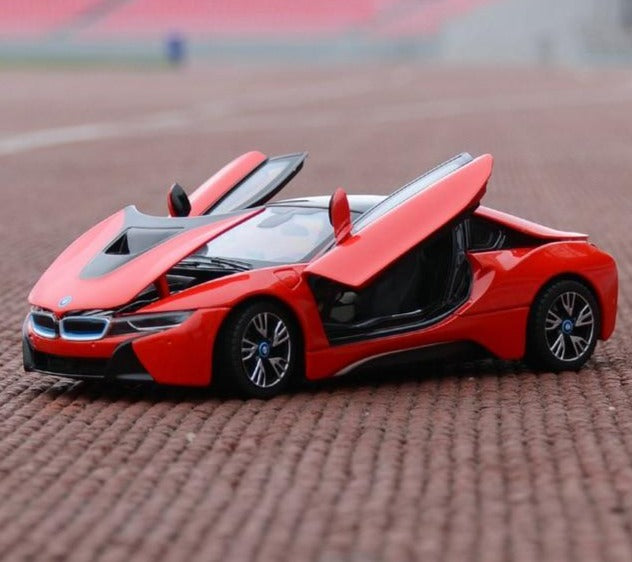 1:24 BMW I8