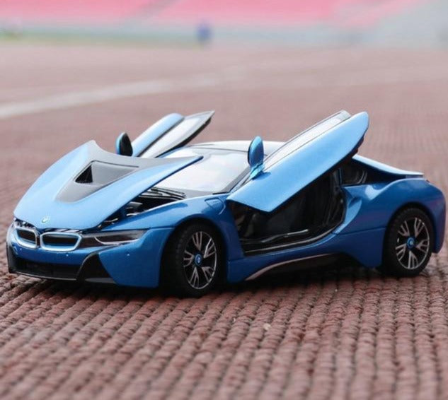 1:24 BMW I8