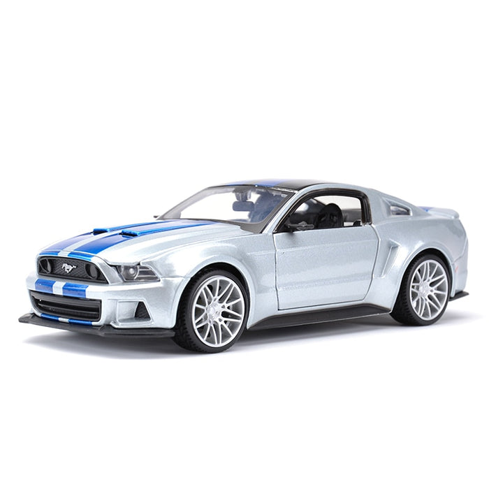 1:24 2014 Ford Mustang Street Racer Sports