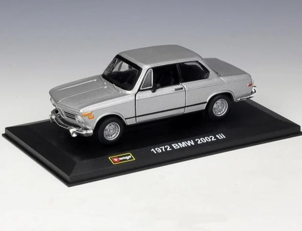 1:32 1972 BMW Alloy Car Model