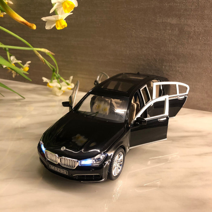 1:24 BMW-760LI Car Model