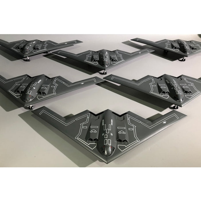 1:200 US Air Force Ghost B2 Strategic Stealth Bomber fighter Aircraft Plane