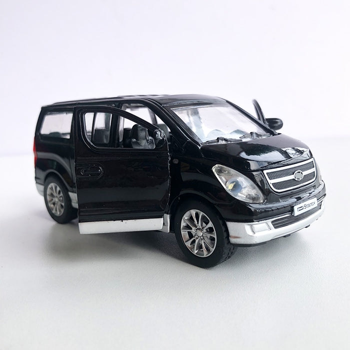 1:38 Hyundai Starex Car Model