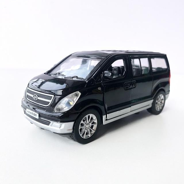 1:38 Hyundai Starex Car Model