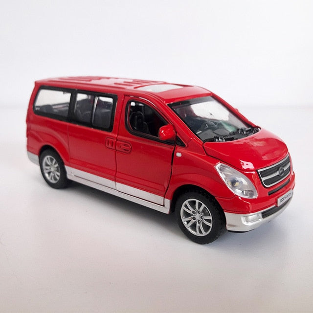 1:38 Hyundai Starex Car Model