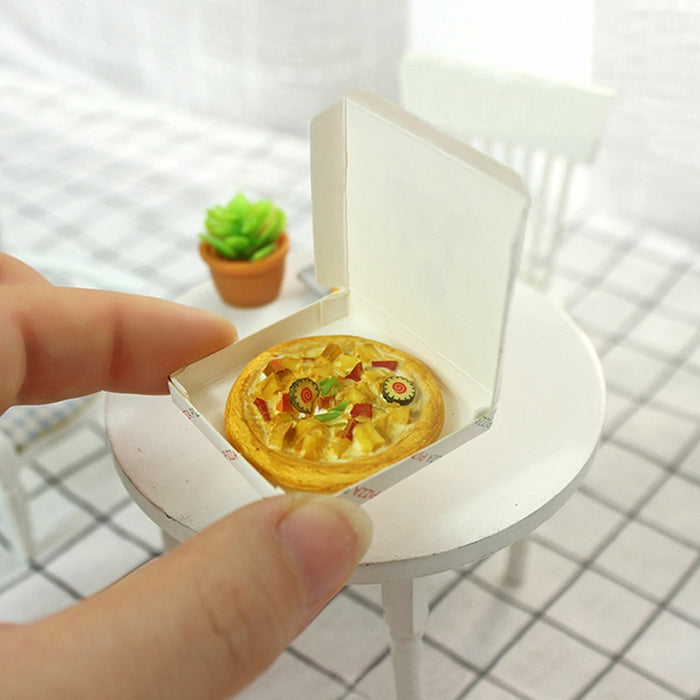 Mini Resin Pizza with Box Miniature 2020 New 1/12 Dollhouse Accessories Simulation Food Model Toys for Doll House Decoration