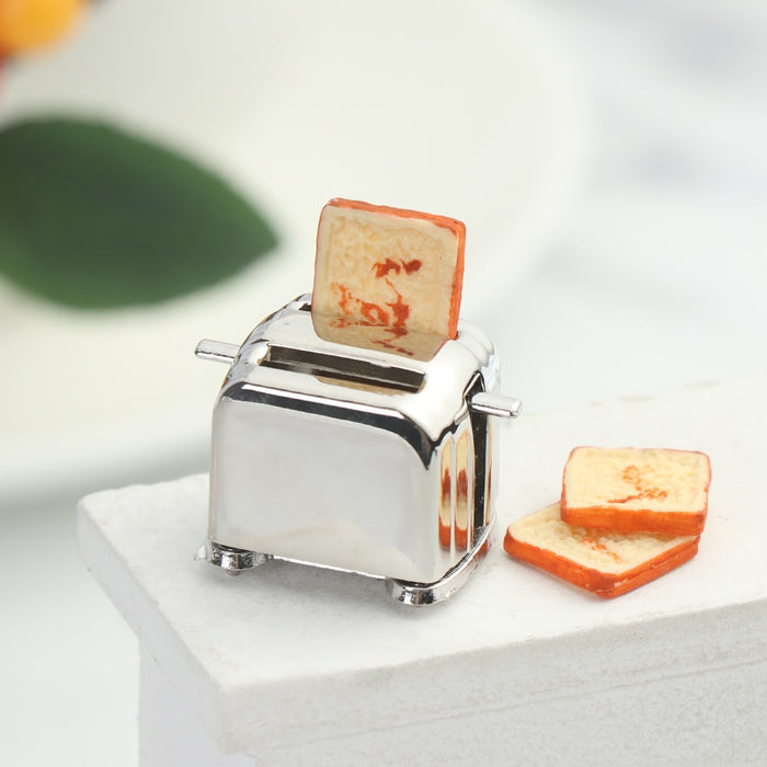 1:12 Miniature Toaster Mini Kitchen Toy With 2PCS Bread Toast Machine Doll Cute Simulation Food Dollhouse Decoration Accessories