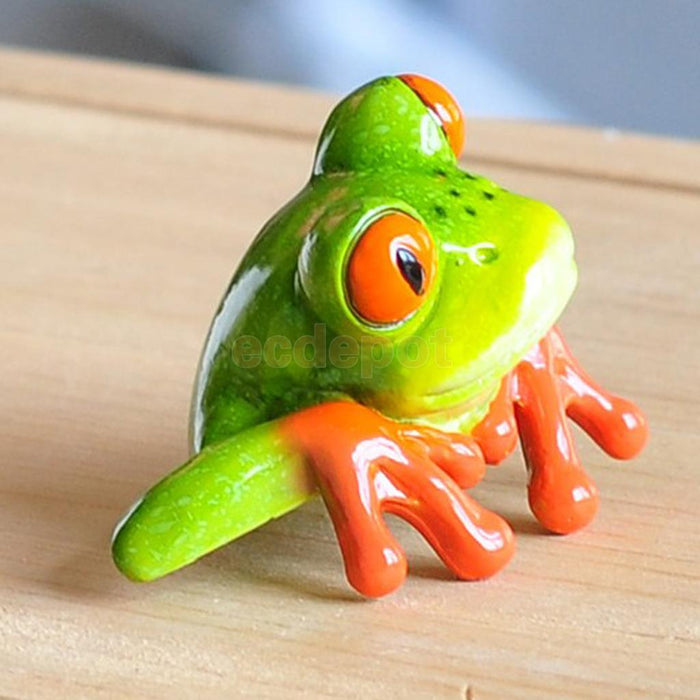 3D Frog Funny Car Office Desk  Decor Ornaments Miniature